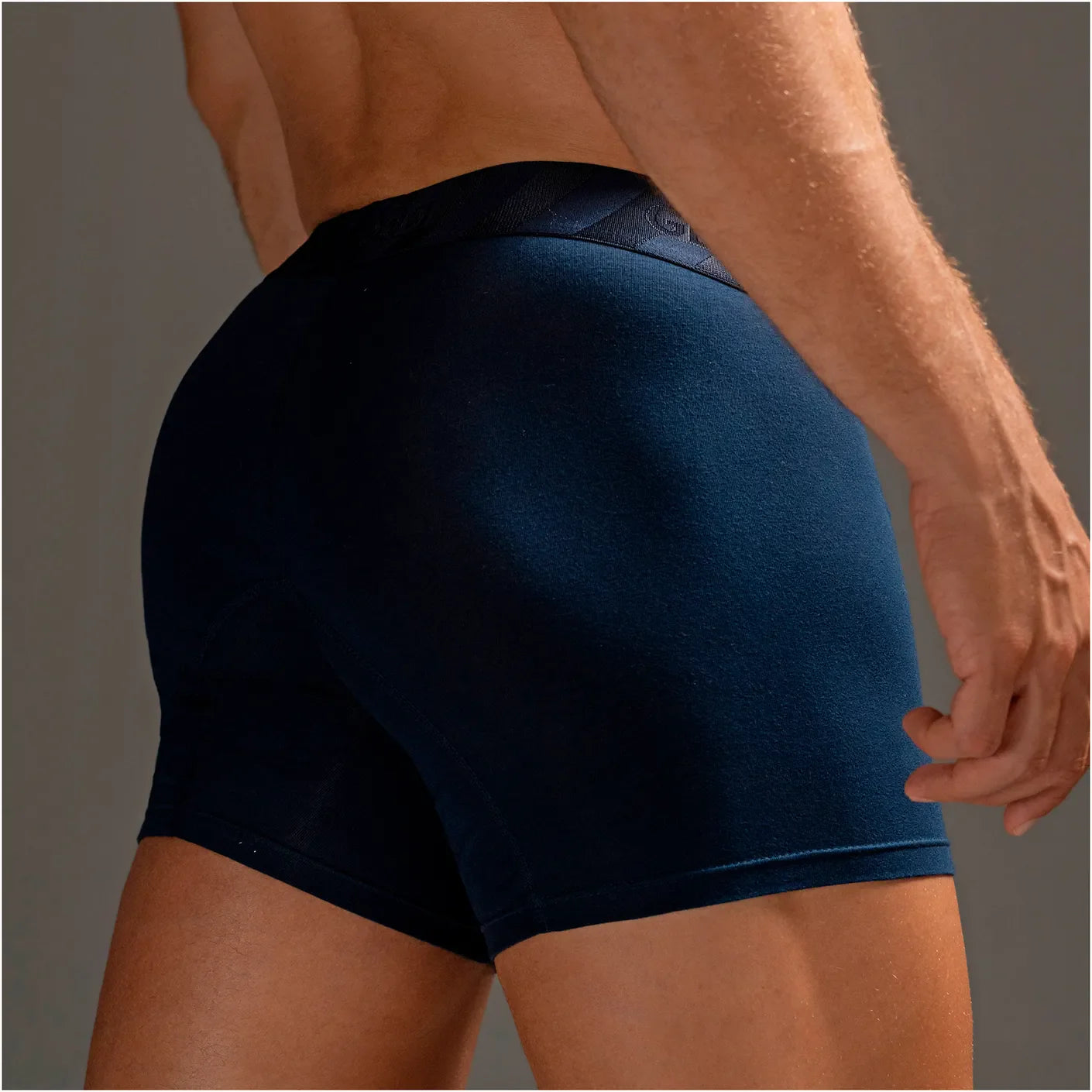 Diane and Geordi B2148 navy blue men's boxer brief Colombian compression garment back view body shaper