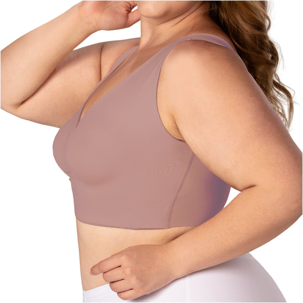 Fajas MyD B0600 mauve crop top bra Colombian shapewear with V-neckline, wireless body shaper for plus size women side view