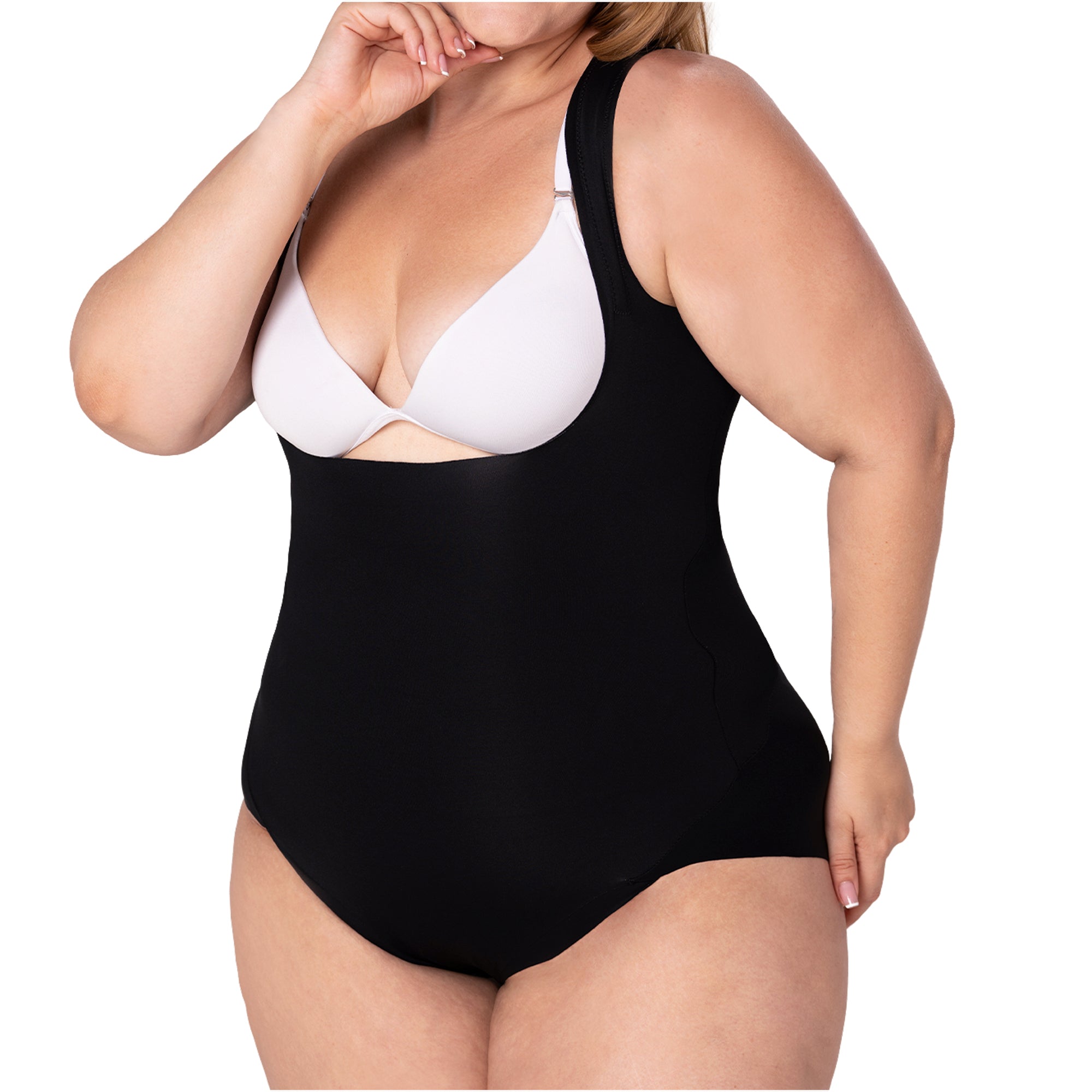 Fajas MyD FEX06 black open-bust bodysuit shaper, plus-size Colombian shapewear body shaper front view daily use