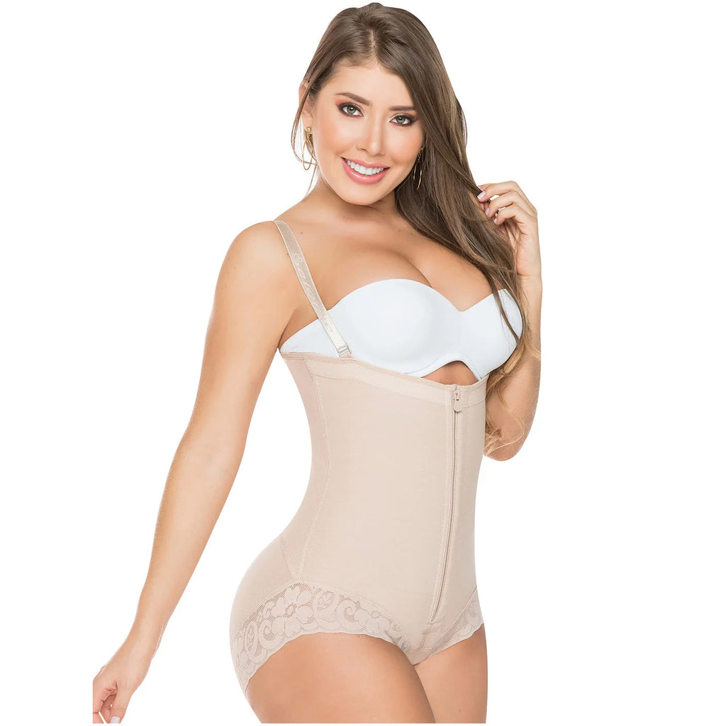 Fajas Salome 412 nude open-bust body shaper with lace trim and zipper, daily Colombian shapewear for women side view