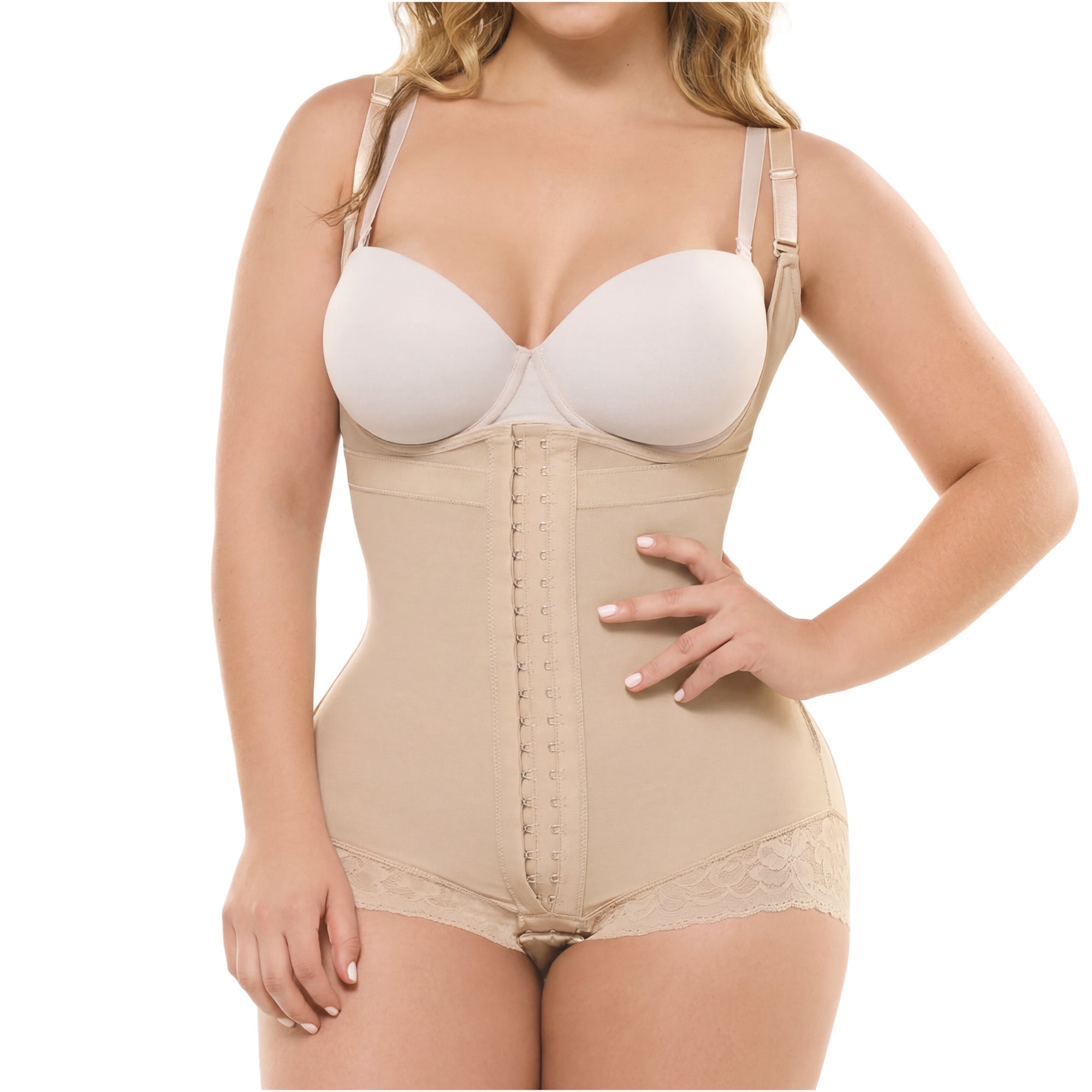 Fajas Salome 413 beige open-bust panty body shaper with hook closure and lace trim, Colombian shapewear daily faja front view