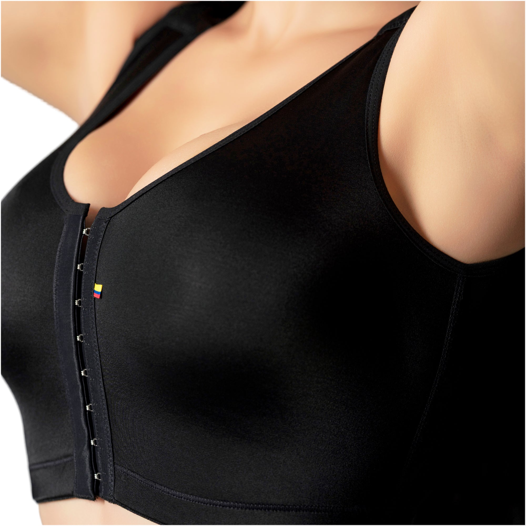 Fajas Salome 8501 black front-closure compression bra, Colombian shapewear post-surgery support top for women front view