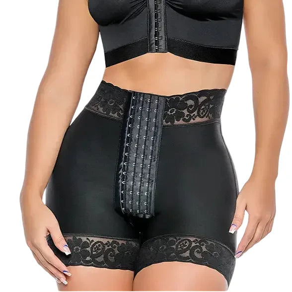Fajas Salome SH-613B black high-waist shaper shorts with lace trim and hook closure, Colombian shapewear for daily use